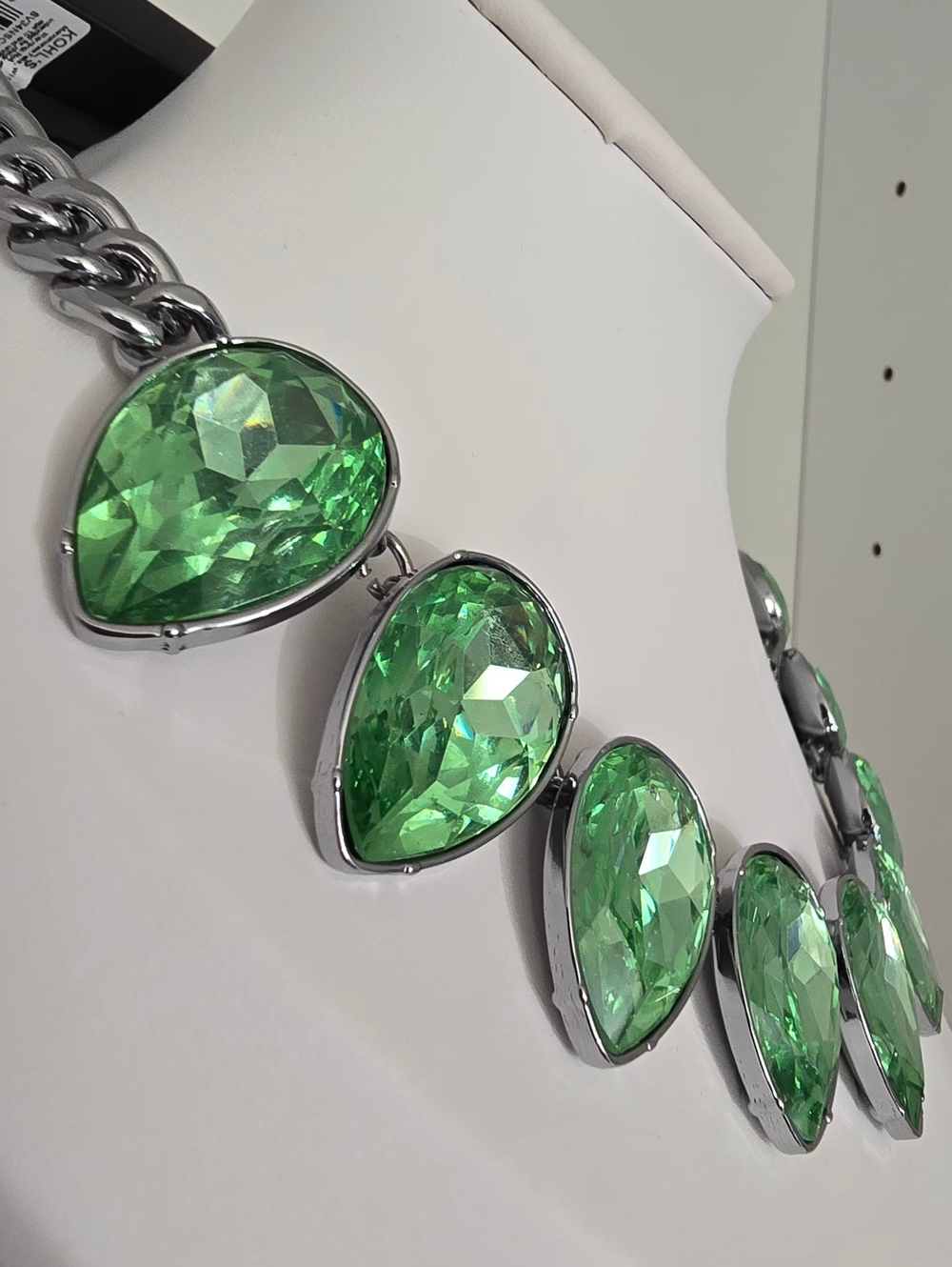 Simply Vera Vera Wang Silver Tone Green Simulated Crystal Statement Necklace - Picture 8 of 8
